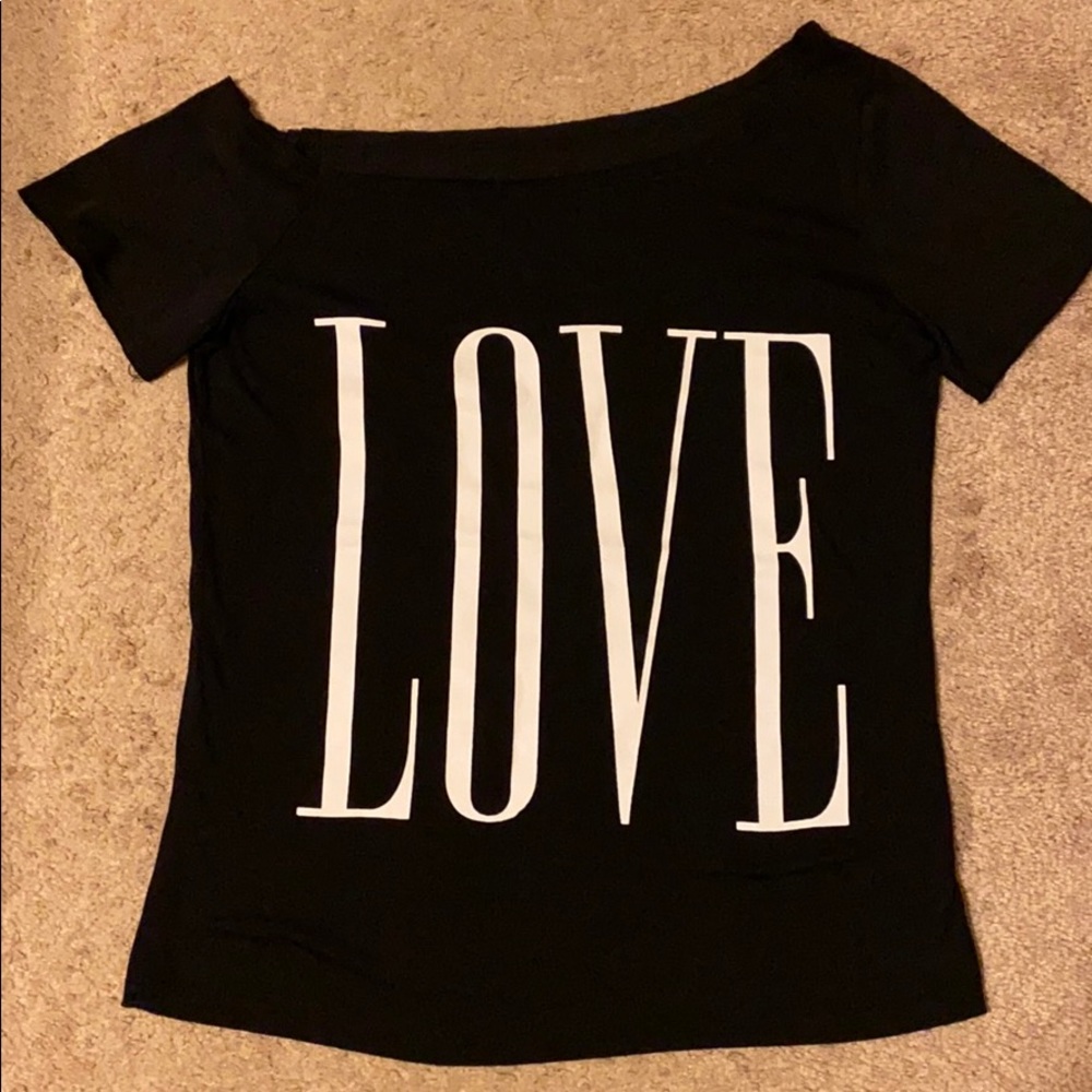 Off the shoulder T